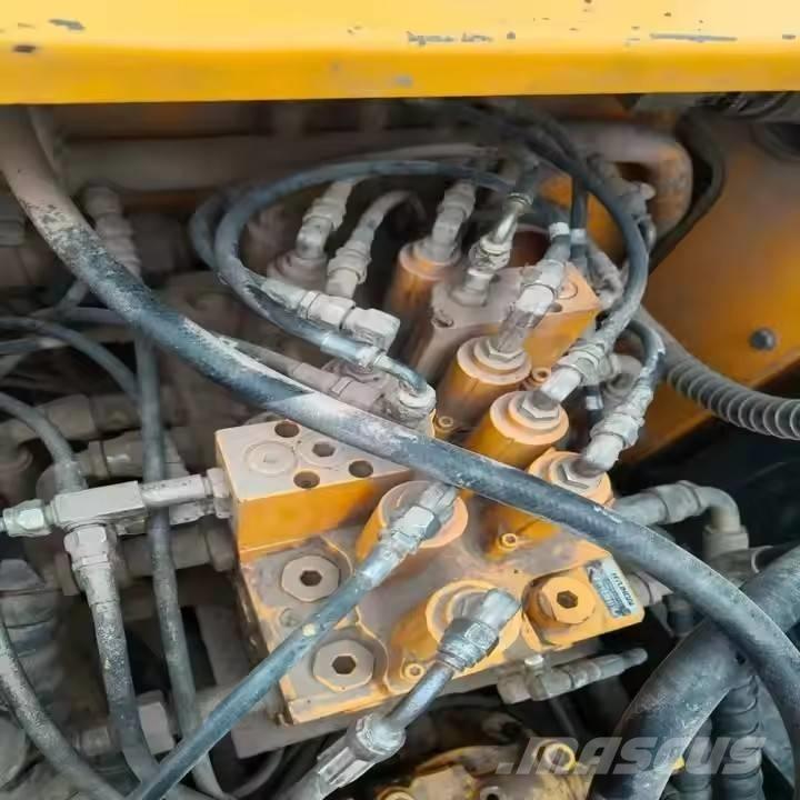 Hyundai 110 VS Гусеничні екскаватори