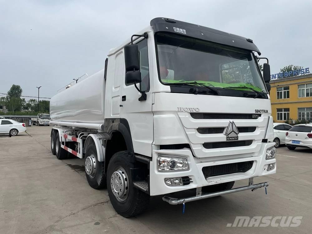 Howo 375 8x4 Поливальні машини