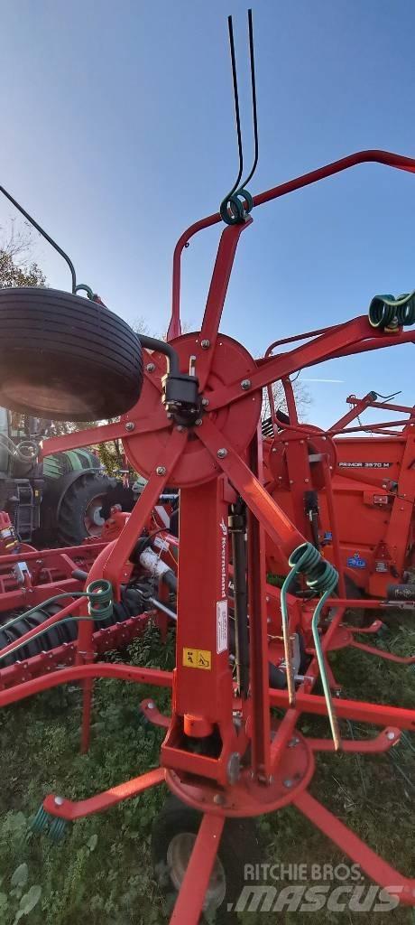 Kverneland 8452 Граблі і сінозворушувачі