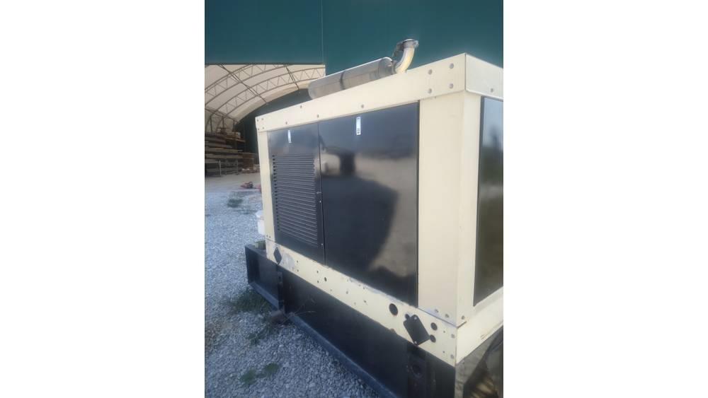 John Deere 3029T Дизельні генератори