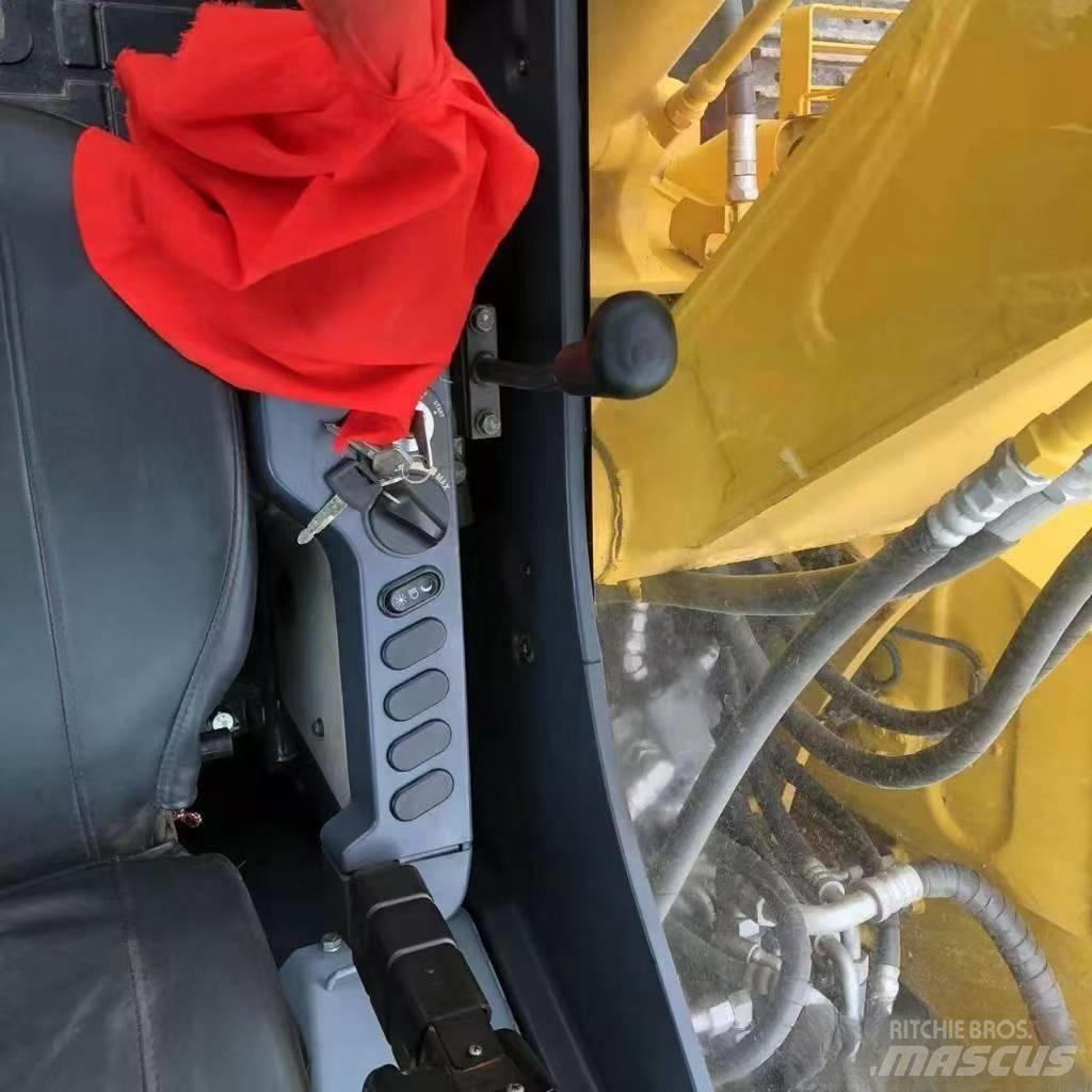 Komatsu PC 60 Гусеничні екскаватори