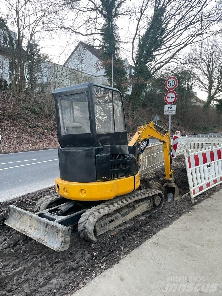 CAT 303 CR Міні-екскаватори < 7т
