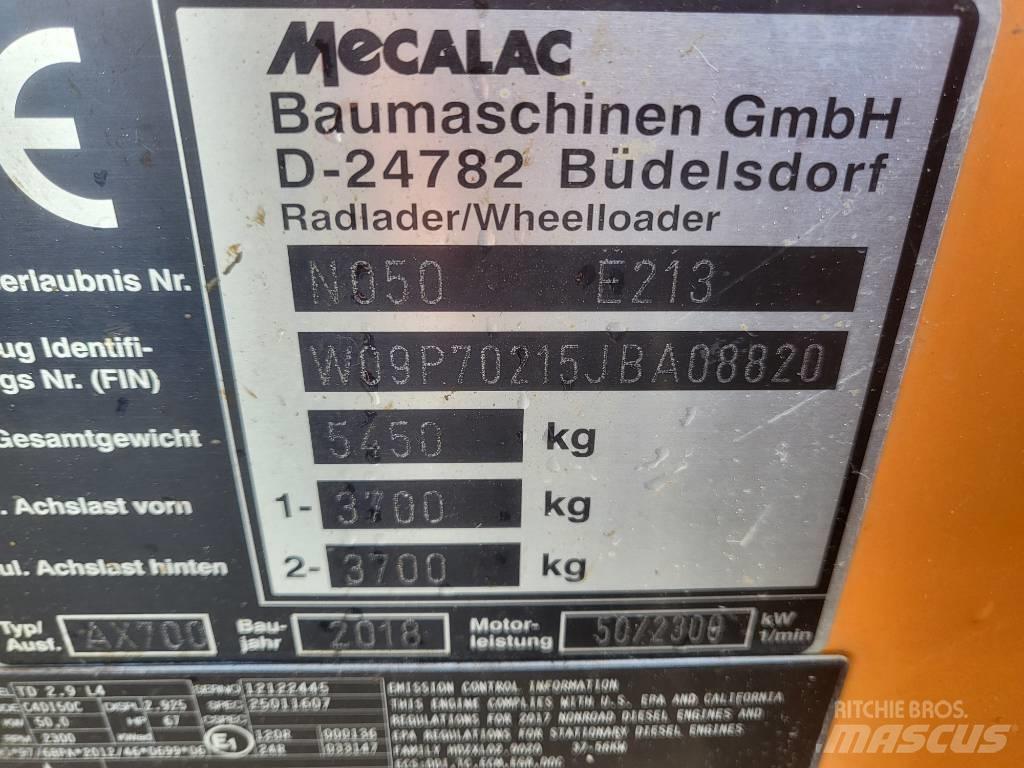 Mecalac AX 700 Фронтальні навантажувачі