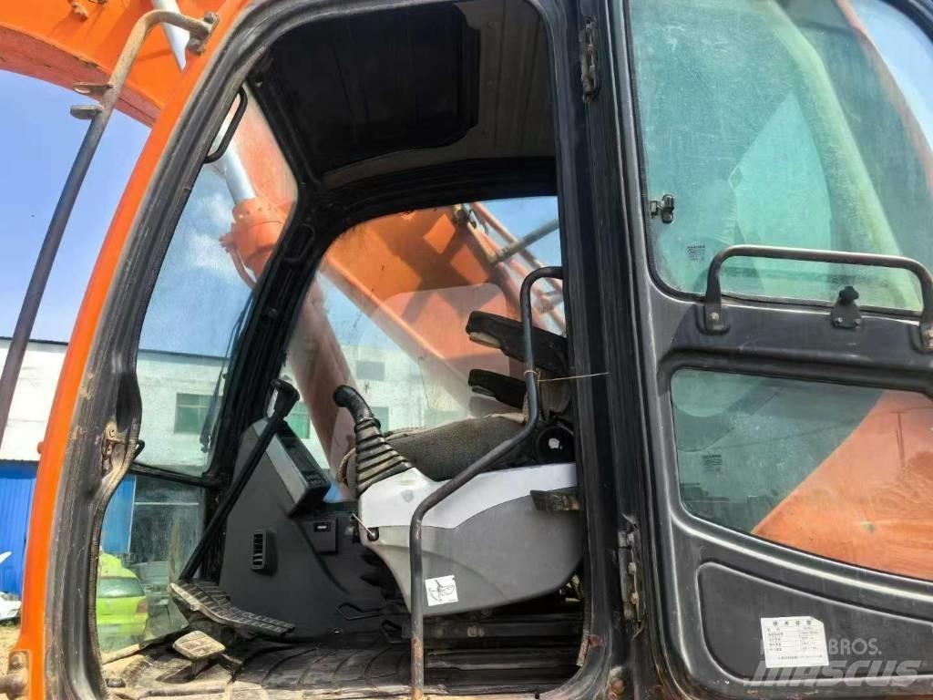Doosan DX 260 Гусеничні екскаватори