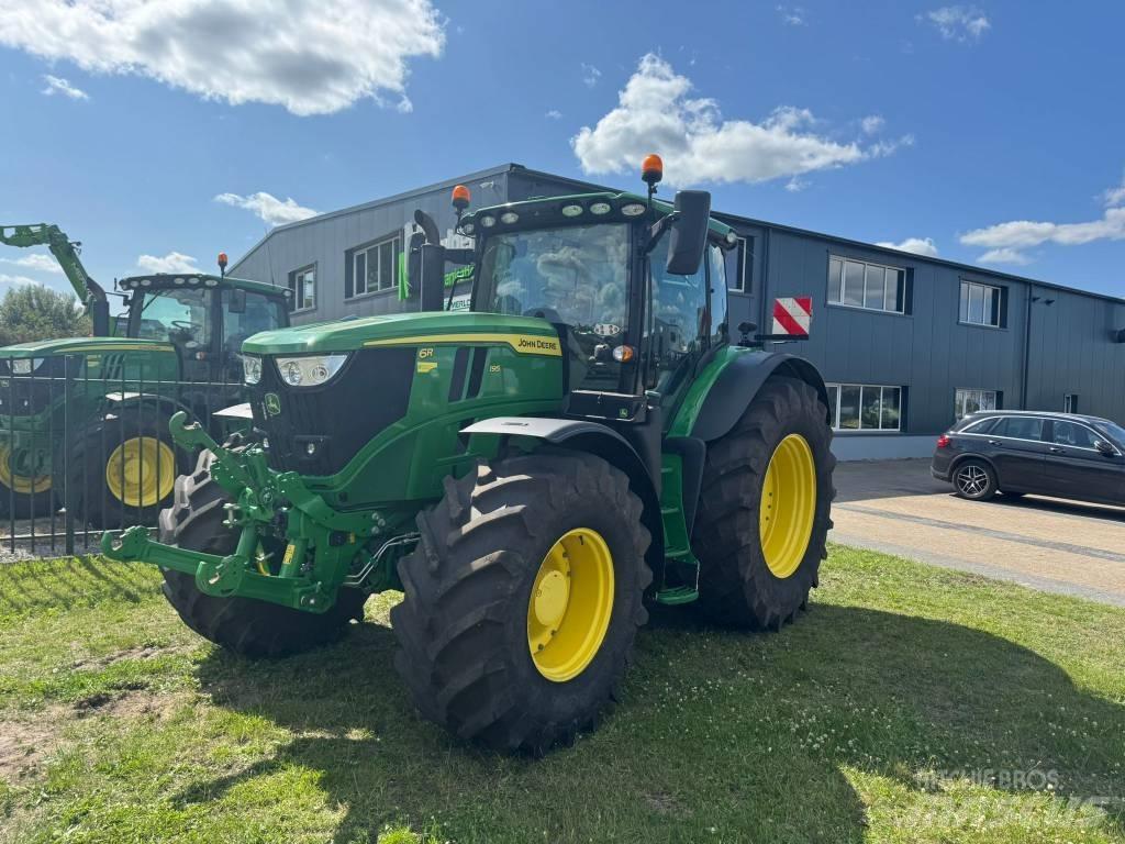 John Deere 6R 195 Трактори