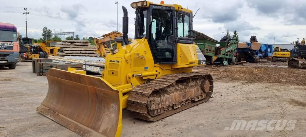 Komatsu D 51 EX-22 Гусеничні бульдозери