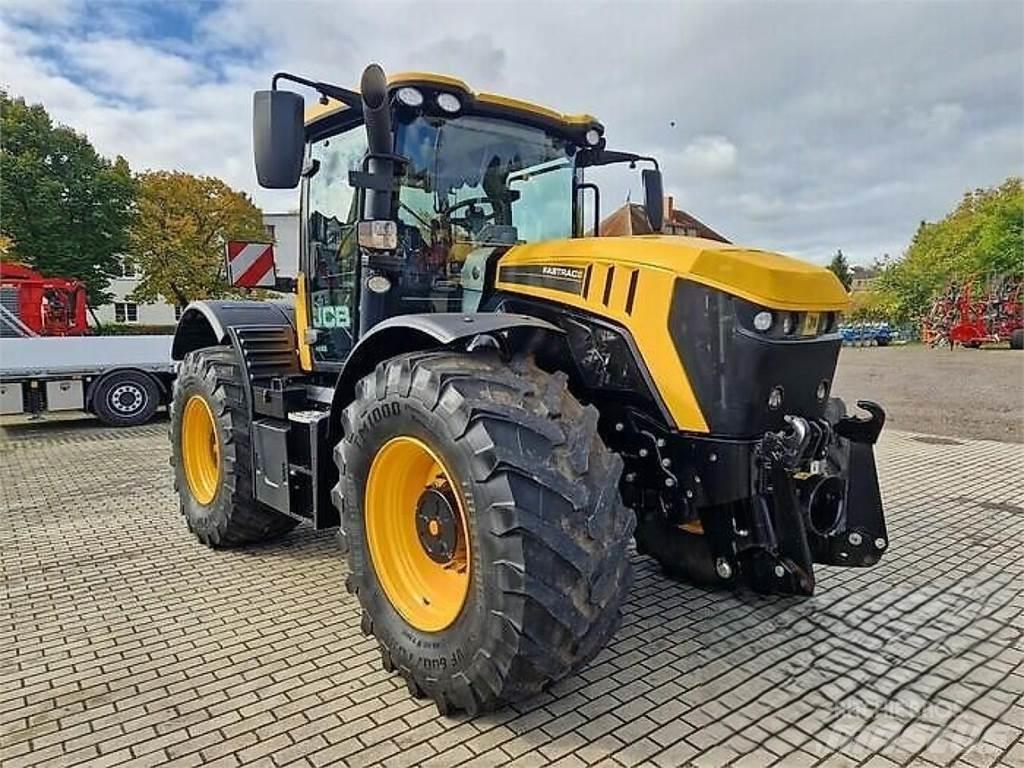 JCB 4220 Fastrac Трактори