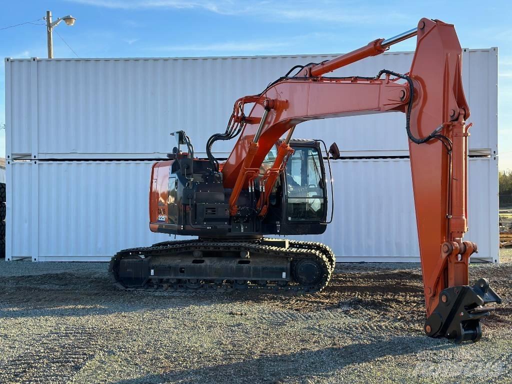 Hitachi ZX225US-6 Гусеничні екскаватори