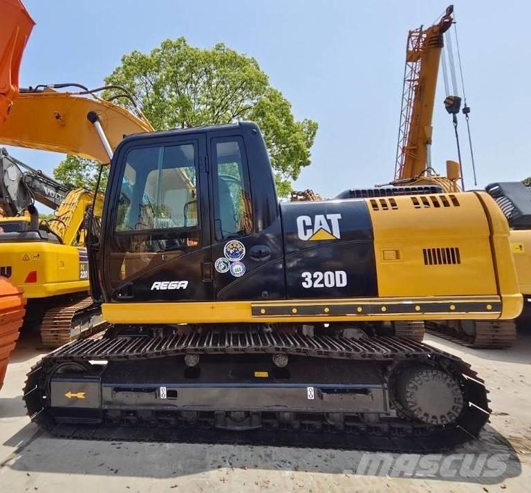 CAT 320 D Гусеничні екскаватори