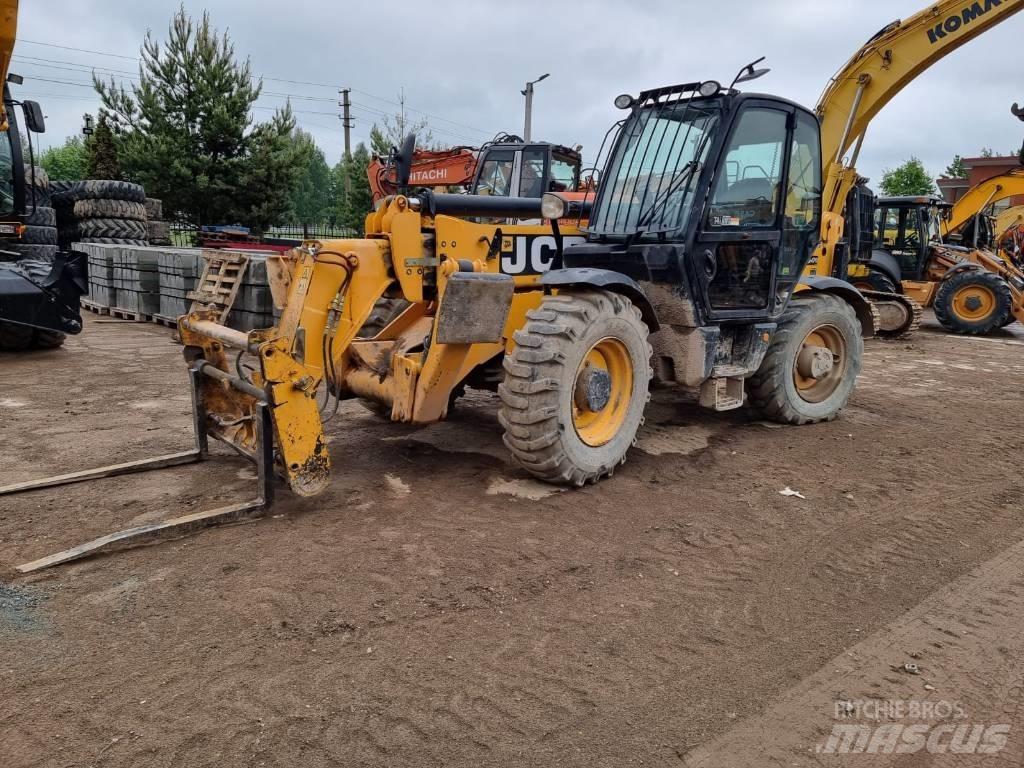 JCB 540-170 Телескопічні навантажувачі