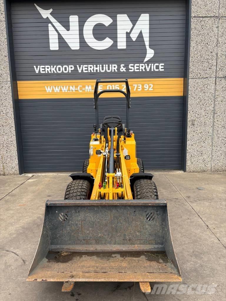 Knikmops KM 130 Фронтальні навантажувачі