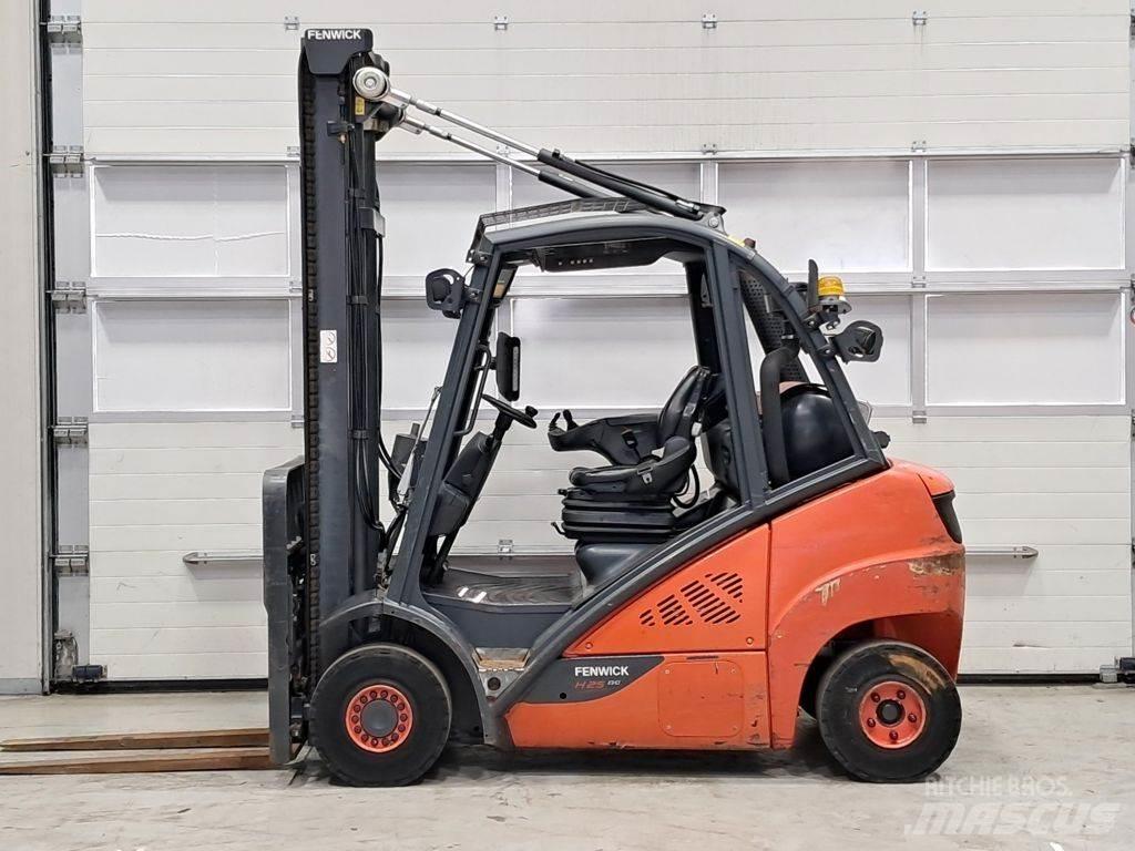 Linde H25T-02 Газові навантажувачі