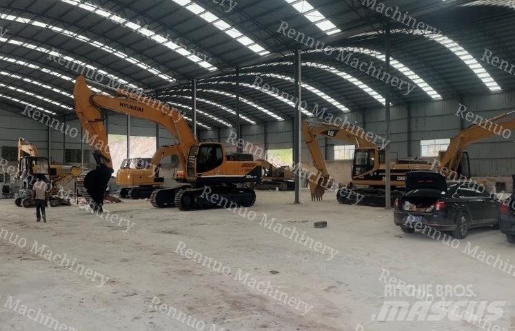 CAT 340D2L Гусеничні екскаватори