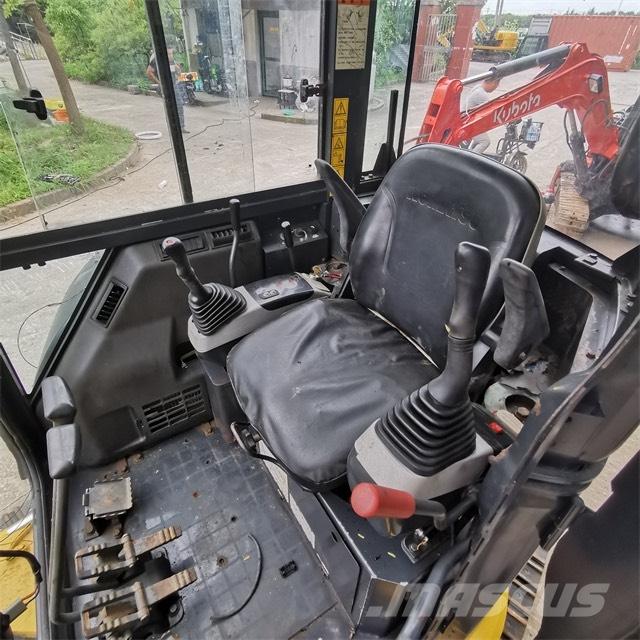 Komatsu PC 35 M-2 Міні-екскаватори < 7т