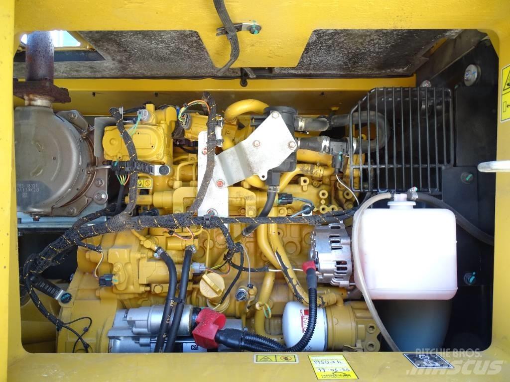 CAT 310 Гусеничні екскаватори