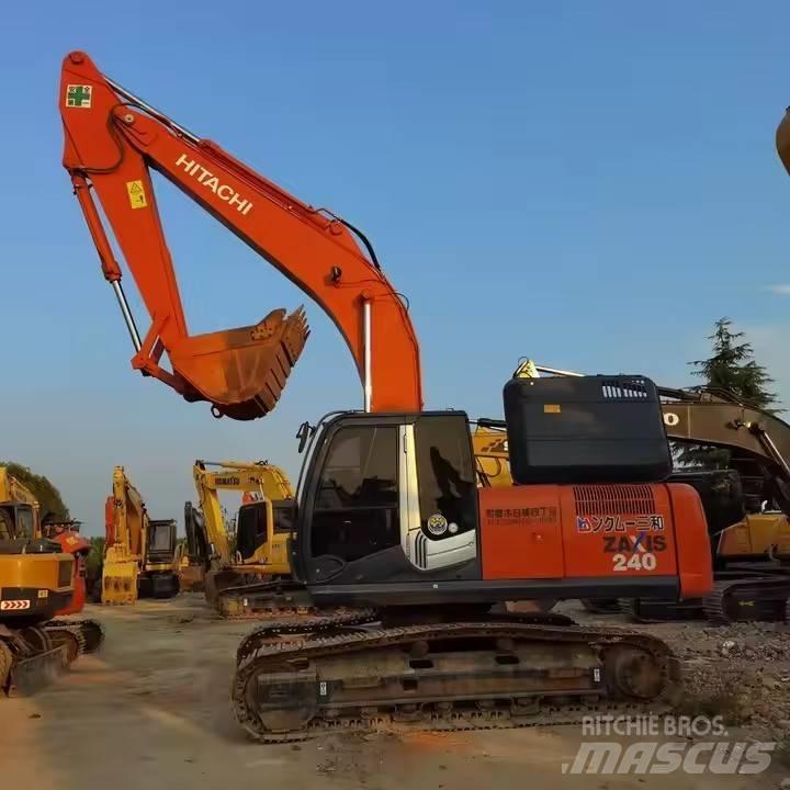 Hitachi ZX240 Гусеничні екскаватори