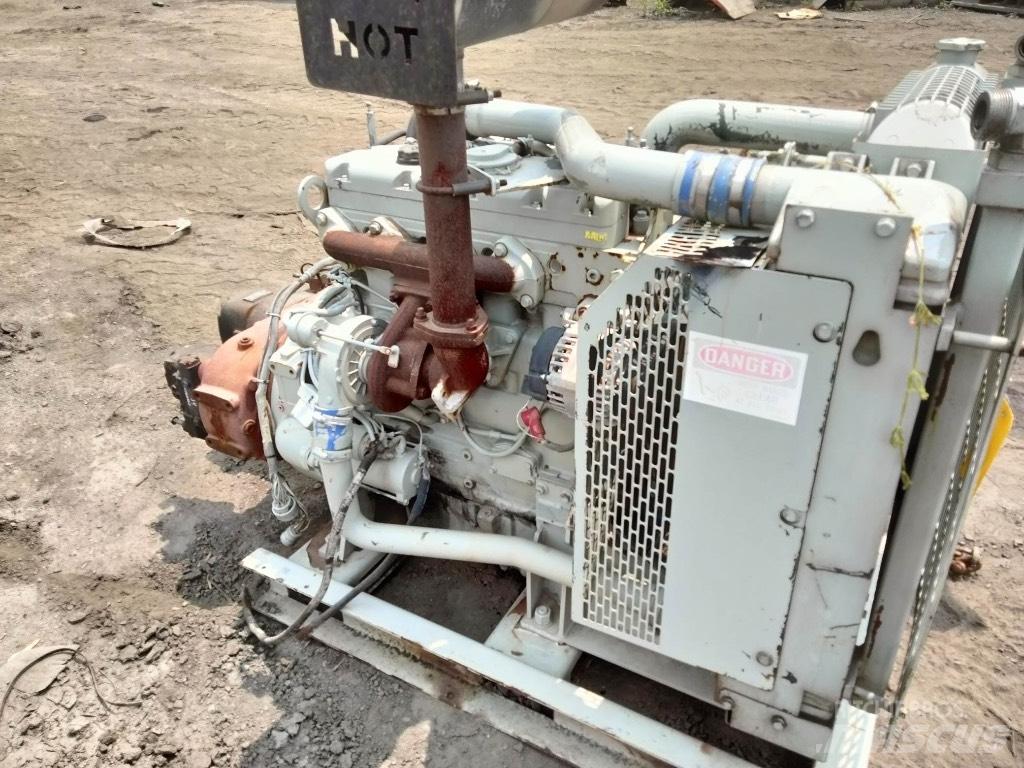 CAT  4.4 Підсобні машини