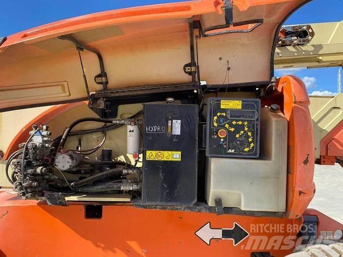 JLG 800AJ Колінчаті підйомники