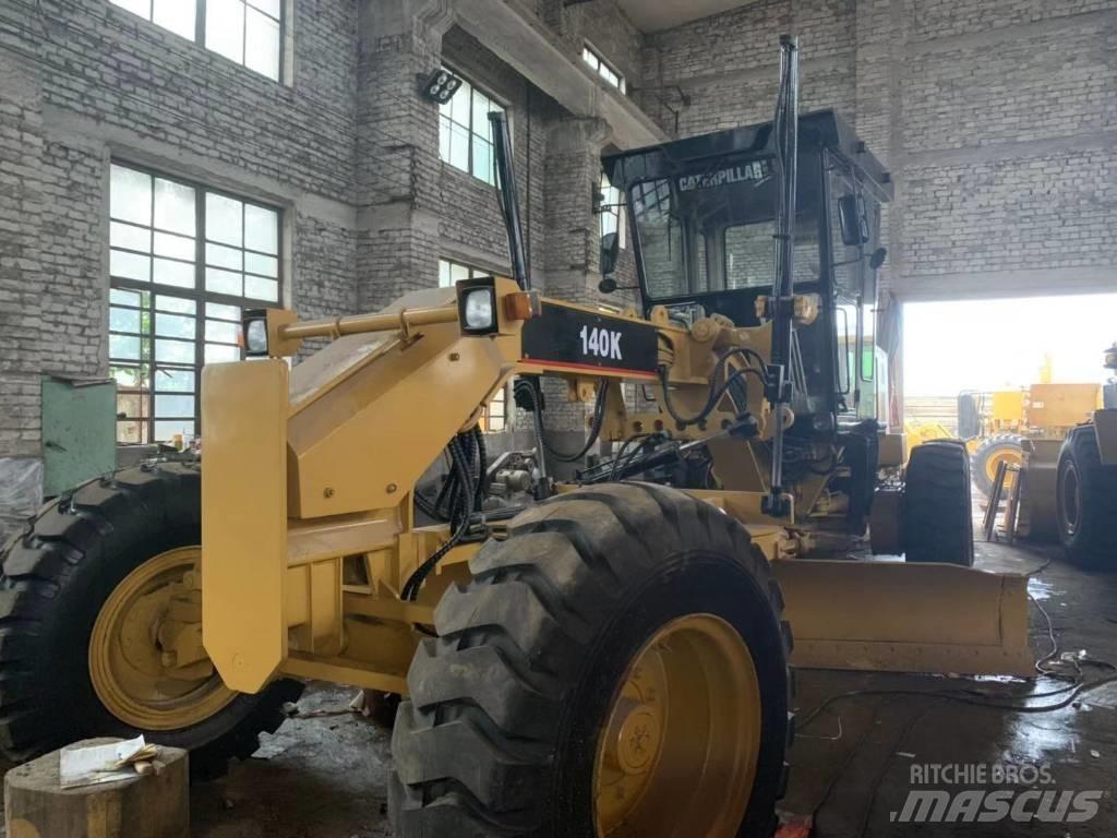 CAT 140 K Грейдери