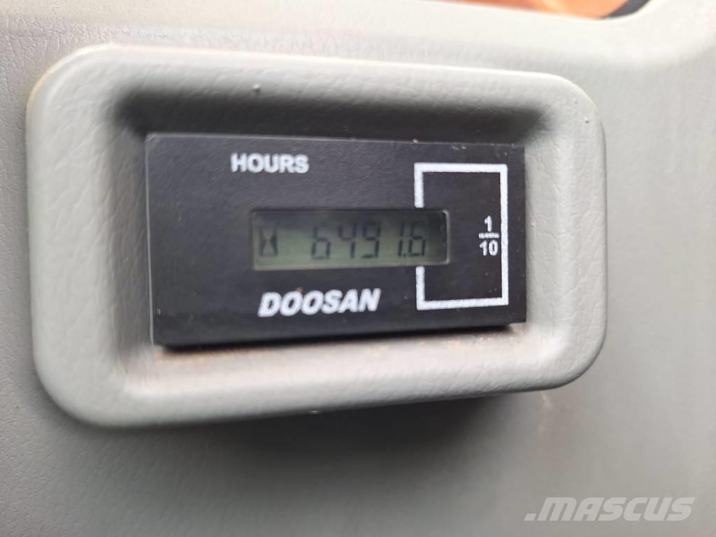 Doosan DX140LCR-5 Гусеничні екскаватори