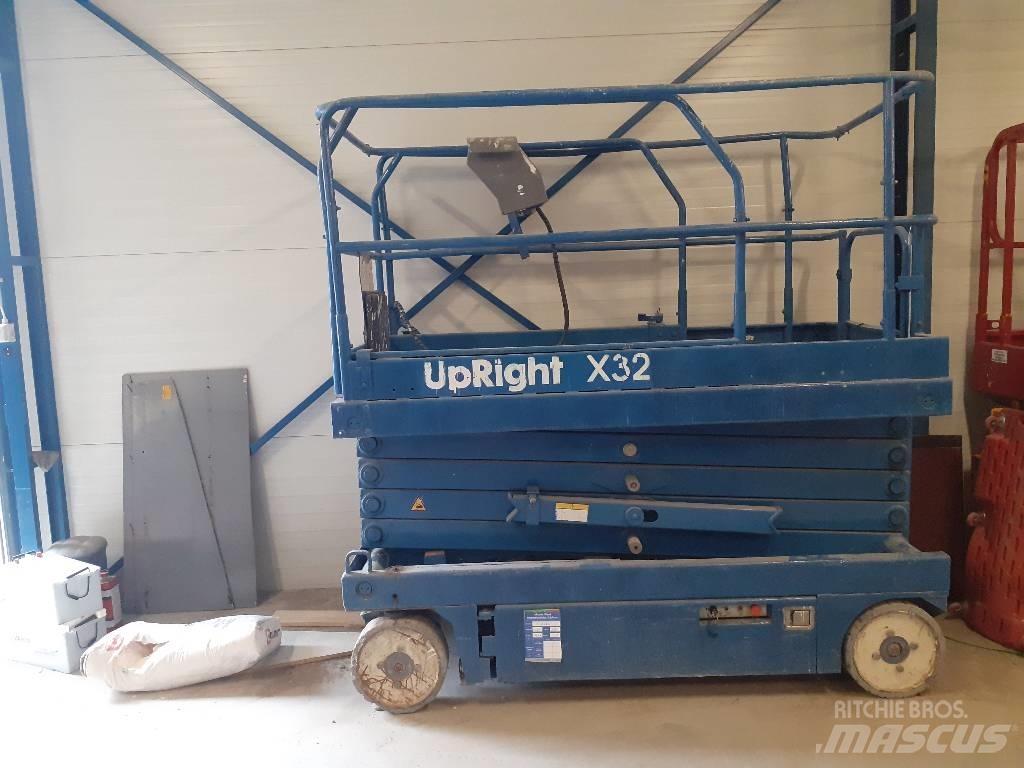 UpRight X 32 Підйомники-ножиці