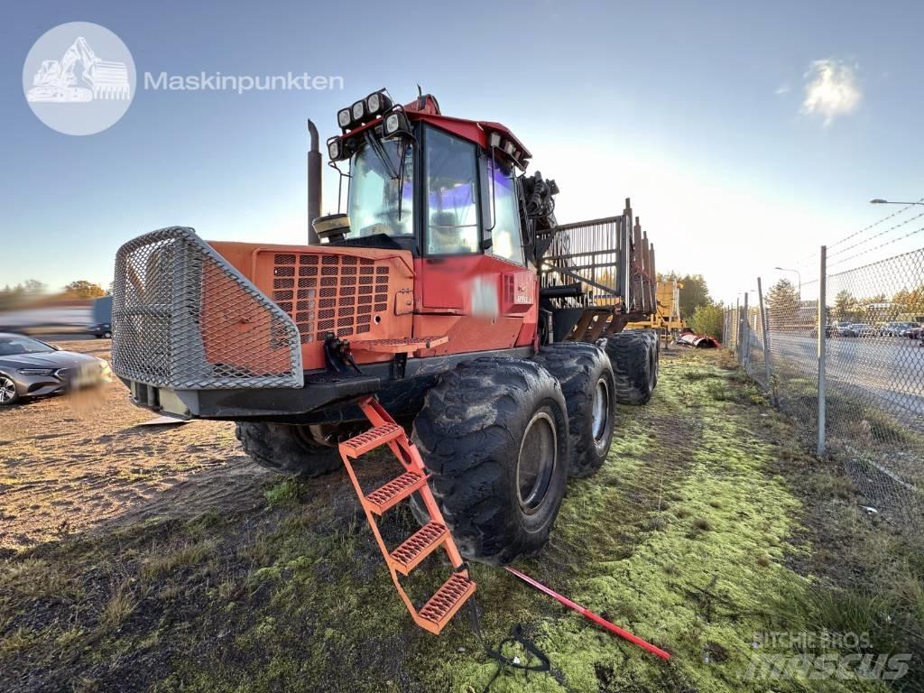 Valmet 890.3 Форвардери