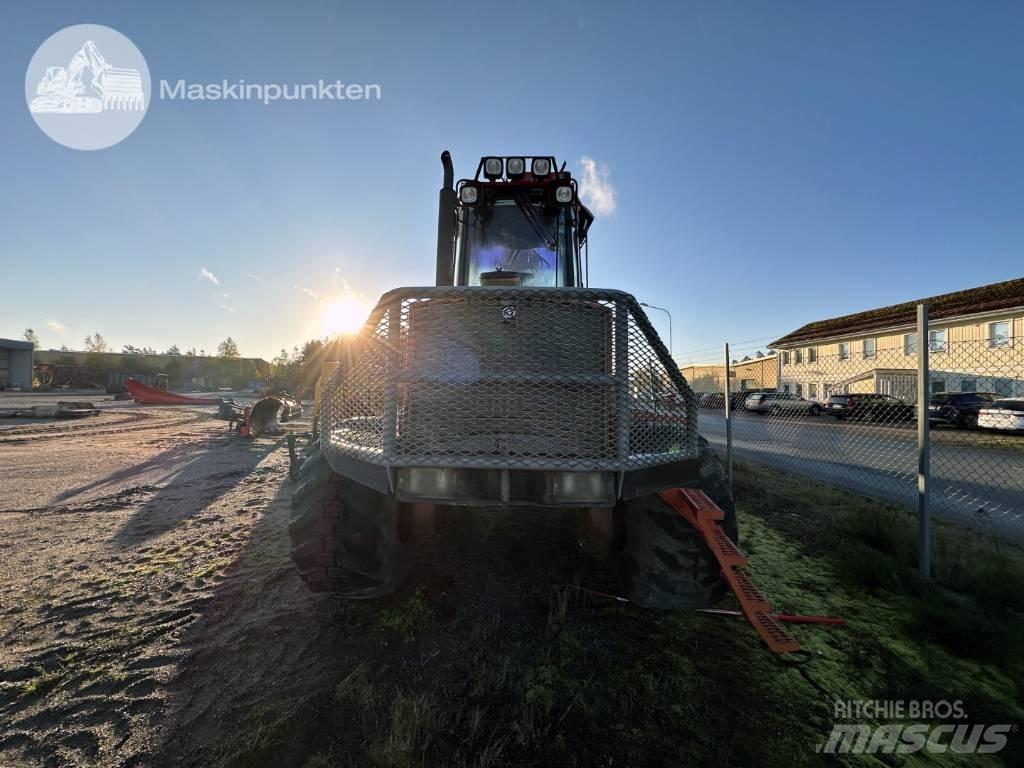 Valmet 890.3 Форвардери