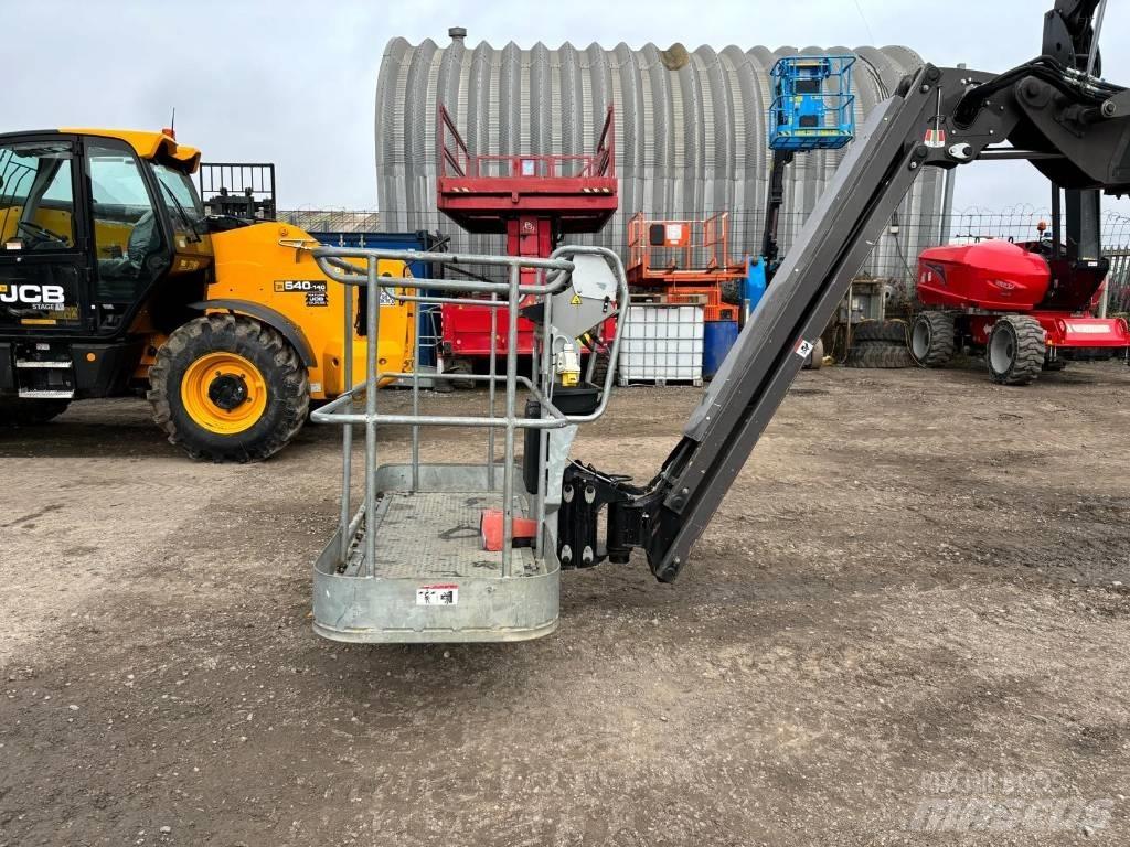 Manitou 220 TJ Телескопічні підйомники