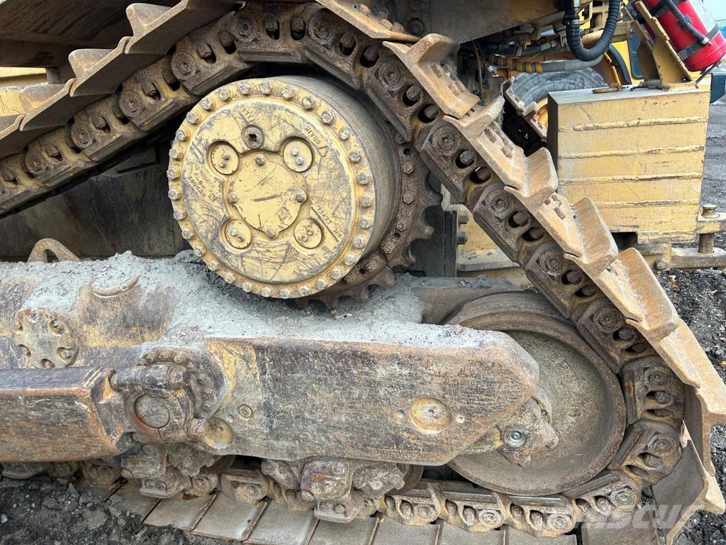 CAT D8 N Гусеничні бульдозери