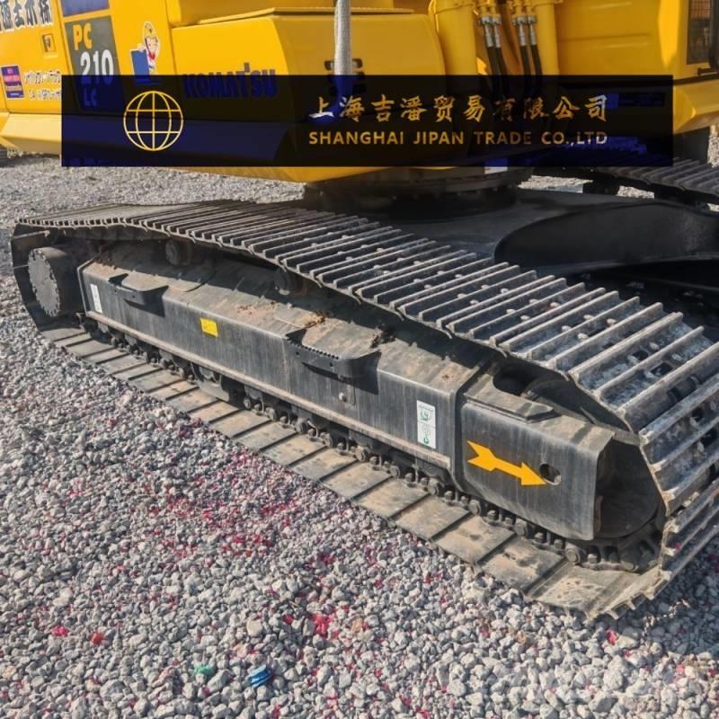 Komatsu PC 220 Гусеничні екскаватори