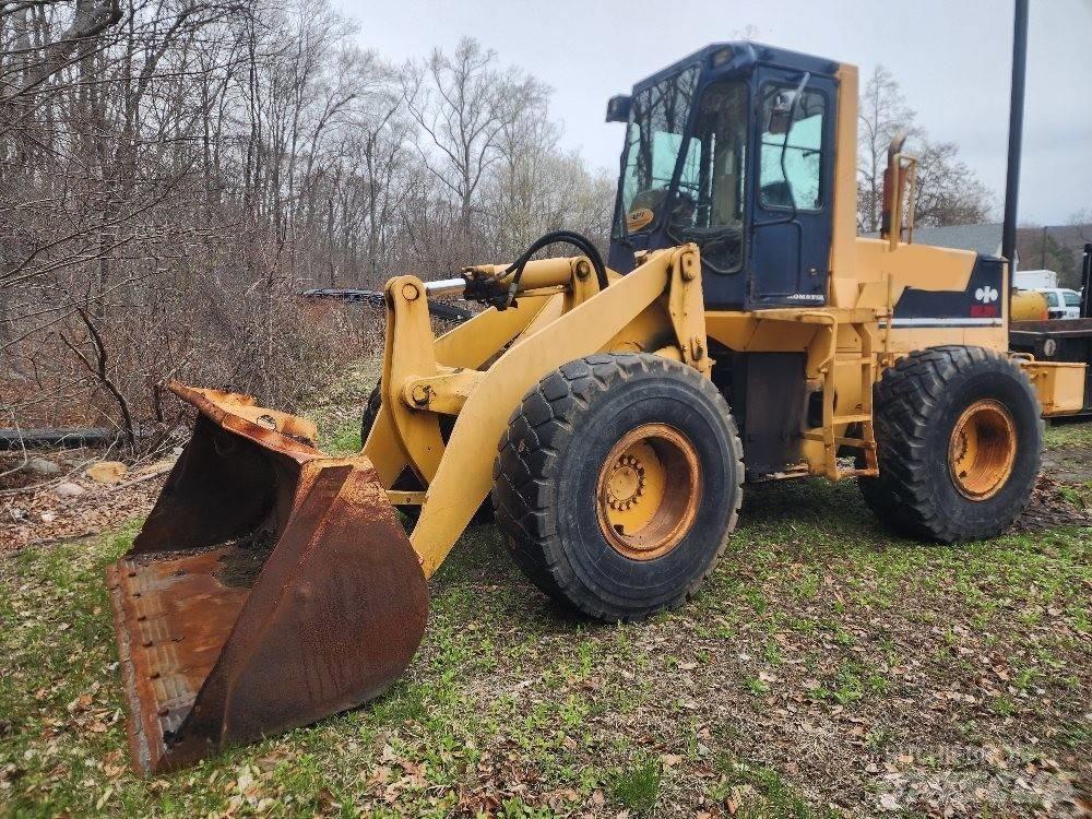 Komatsu WA 300-1 Фронтальні навантажувачі