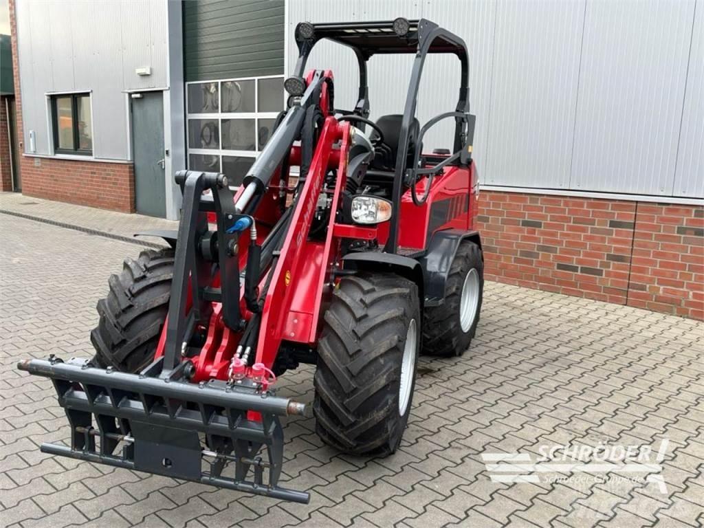 Schäffer 4670 Малі навантажувачі