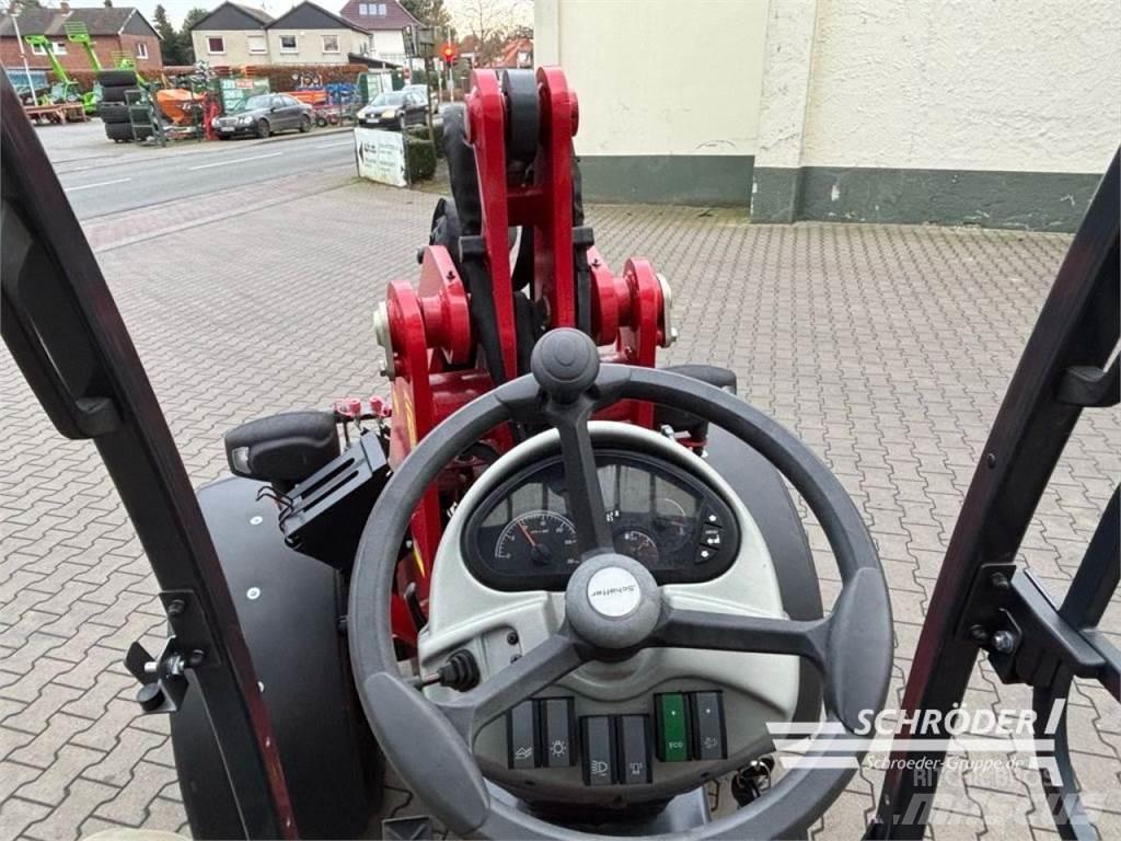 Schäffer 4670 Малі навантажувачі