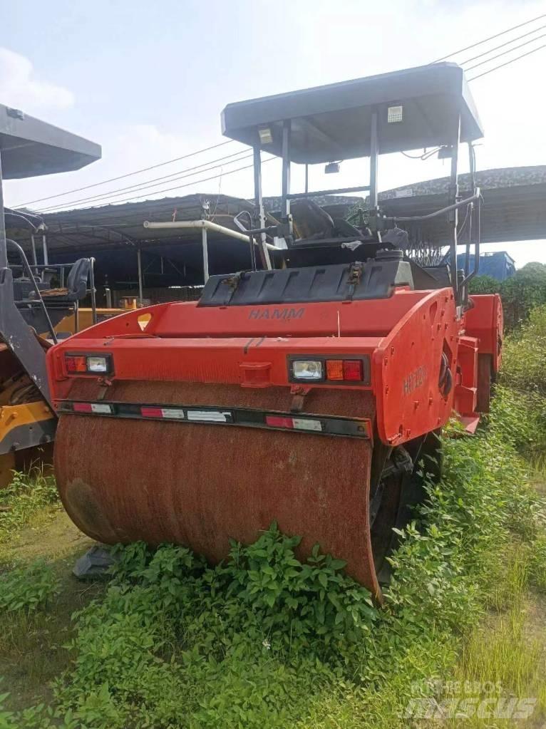  悍马  Hamm  HD120 Котки тротуарні