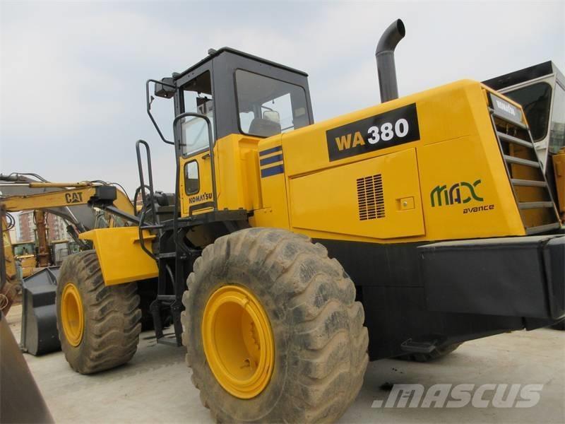 Komatsu WA 380 Фронтальні навантажувачі