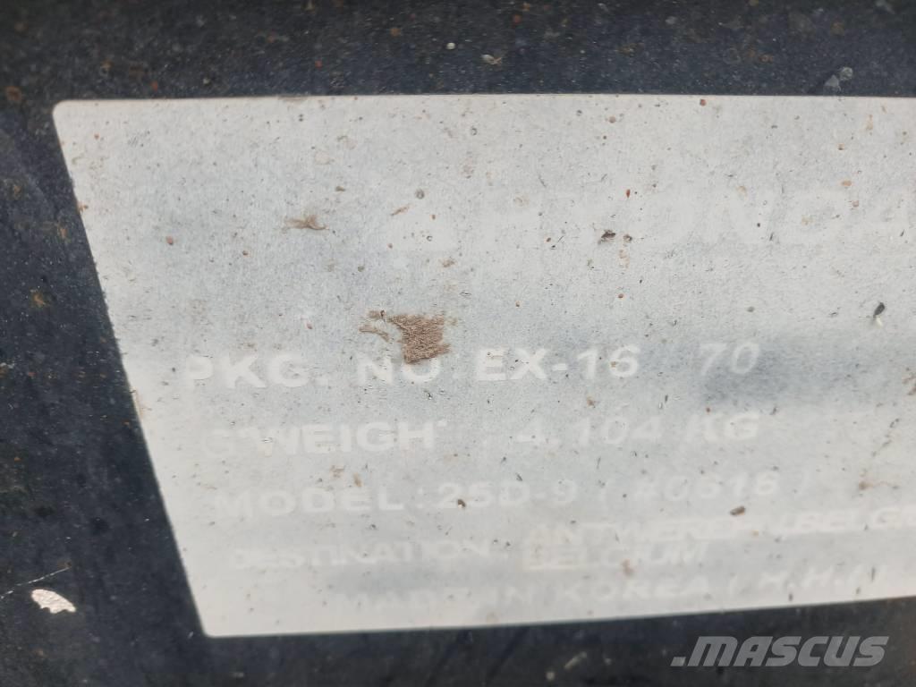 Hyundai 25 D-9 Дизельні навантажувачі