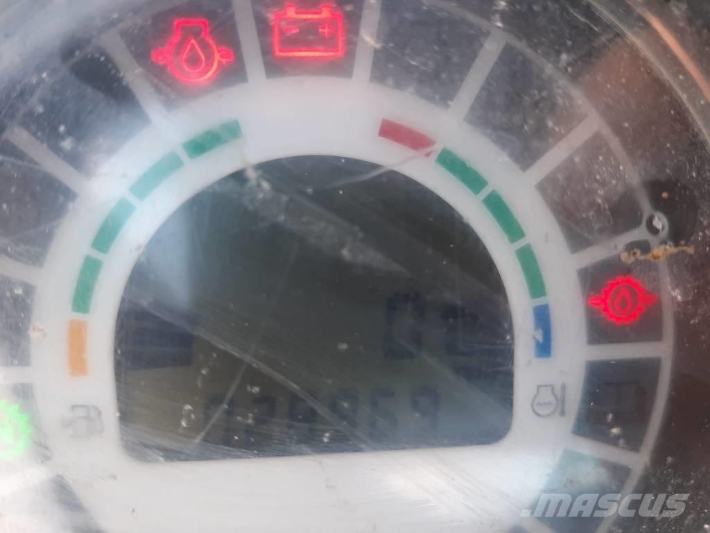 Terex TA9 Міні самоскиди