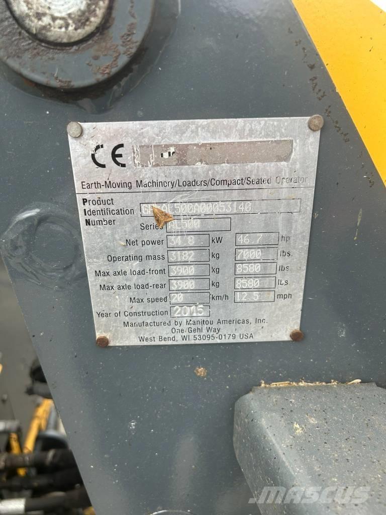 Mustang AL 506 Cab Багатофункціональне обладнання для вантажних і землекопальних робіт