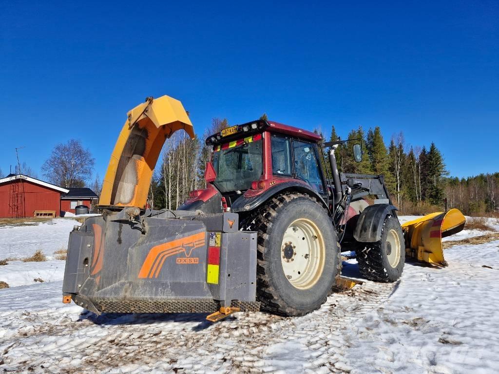 Valtra T 170 Трактори