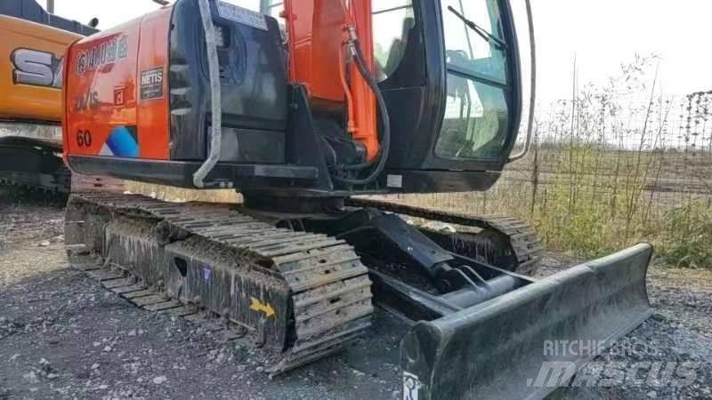 Hitachi ZX 60 Гусеничні екскаватори