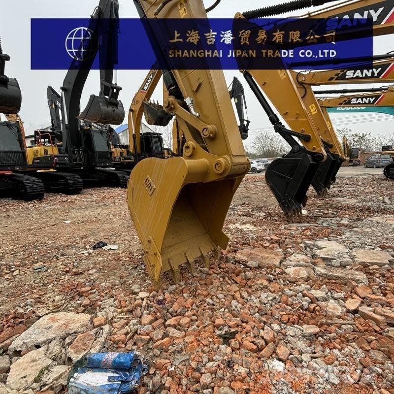 CAT 320 D Гусеничні екскаватори