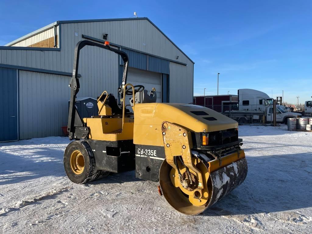 CAT CB 335 E Котки тротуарні