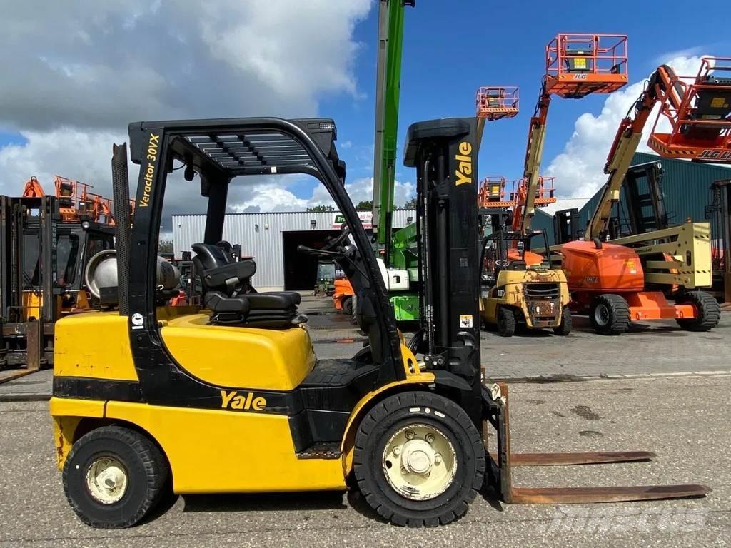 Yale GLP30VXE195 Газові навантажувачі