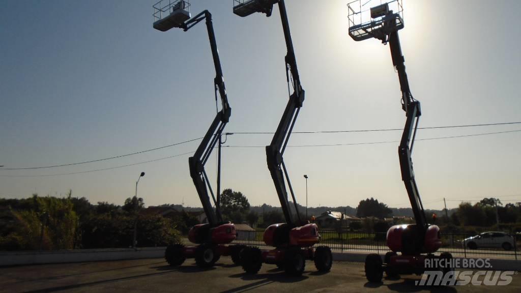 Manitou 200 ATJ Колінчаті підйомники