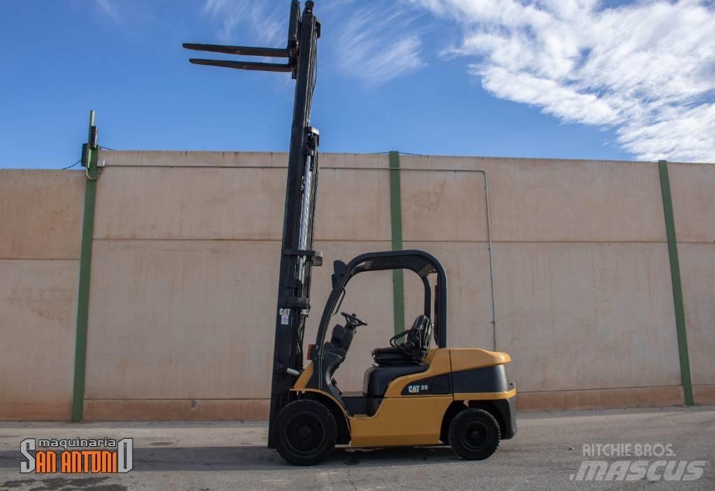CAT DP 35 N Дизельні навантажувачі