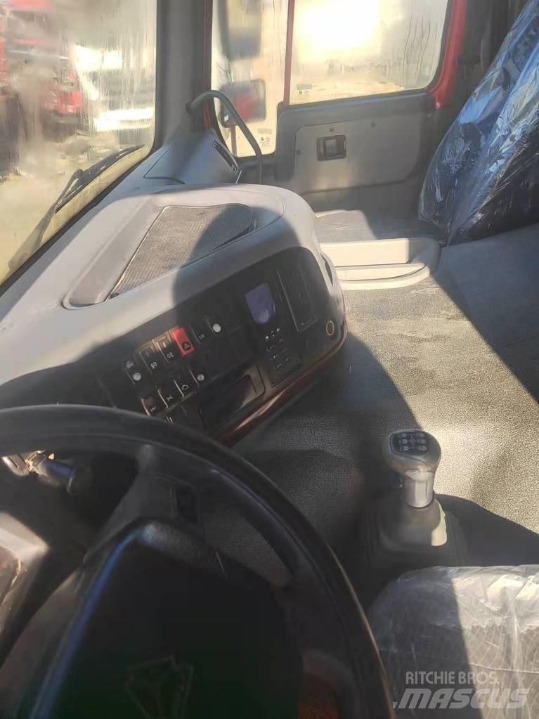 Howo 371 8x4 Самоскиди
