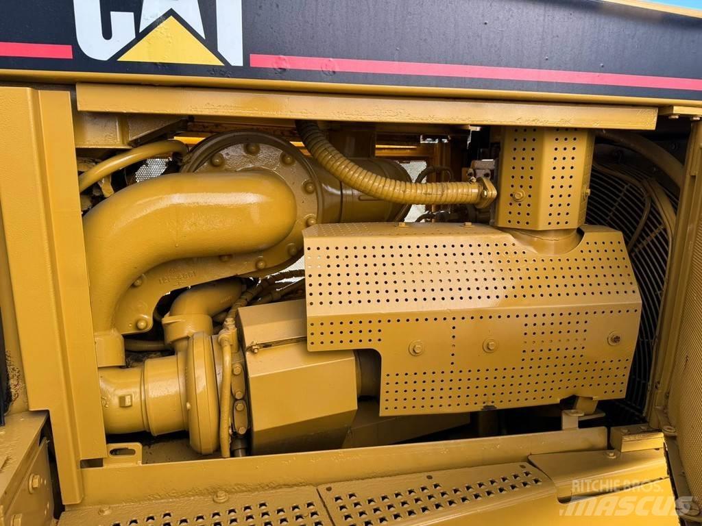 CAT D8R Гусеничні бульдозери