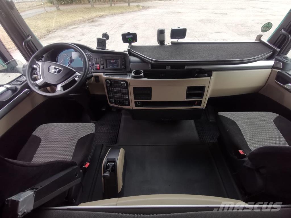 MAN TGX 18.420 Тентовані вантажівки