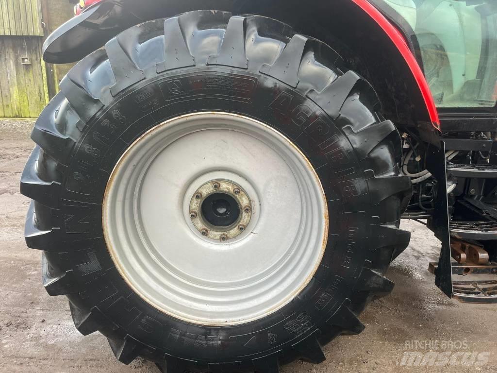 Massey Ferguson 6485 Трактори