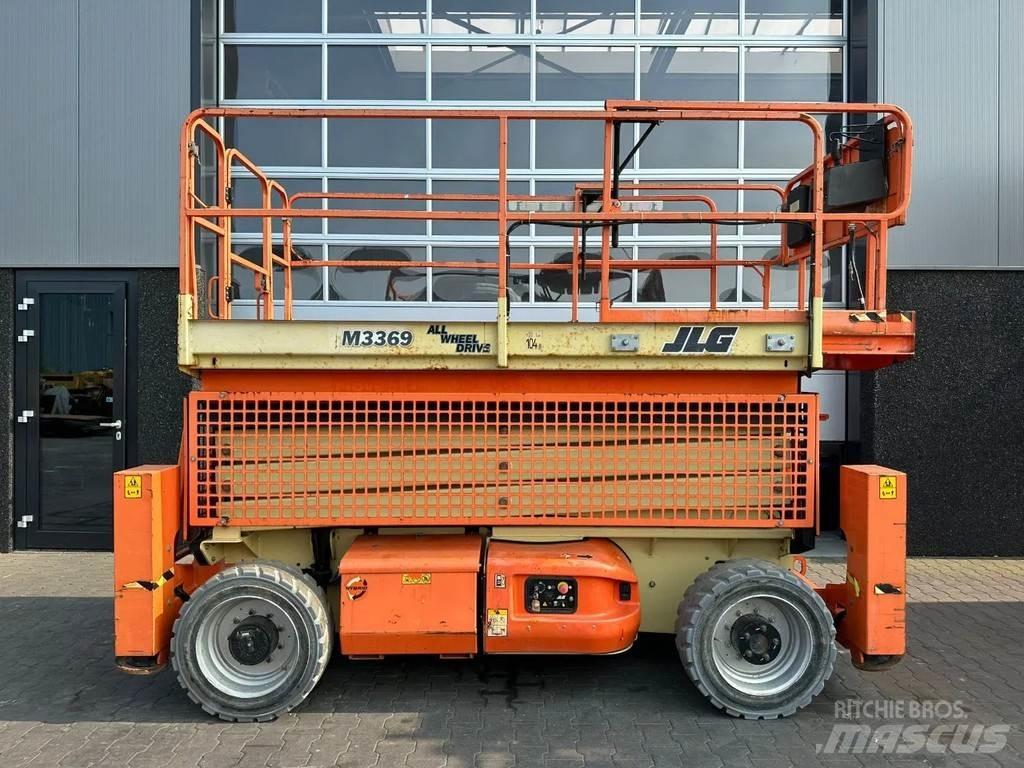 JLG M3369 Підйомники-ножиці